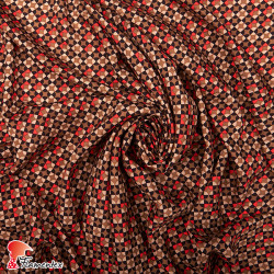 Viscosa. Tejido fino con mucha caída. Estampado geométrico.