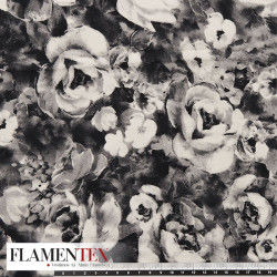 Tejido tipo georgette un poco más tupido y algo elástico, estampado rosas.