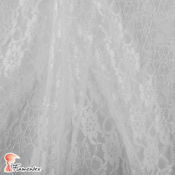 BLONDA CADI. Tela de blonda.