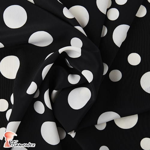 NATASHA TOPO IRREGULAR GR. Drape crêpe fabric. Normally used for flamenco dresses. Irregular polka dot.