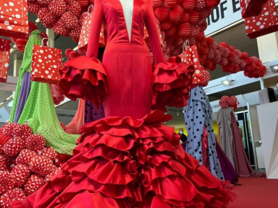 Estampado de Juan Manolo, de Aguja Flamenca producido por Flamentex